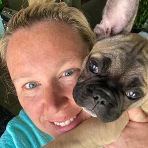 Meet your Posher, Denise